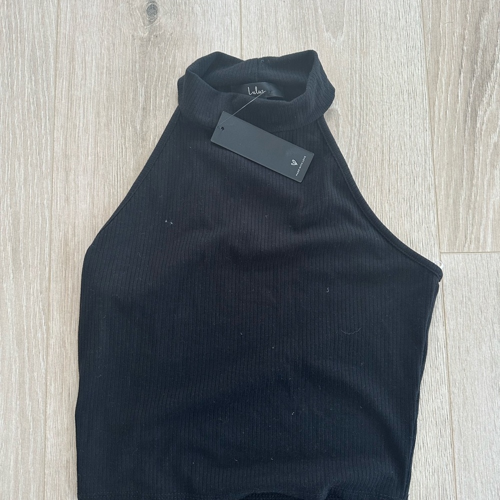 Lulu's Black Ribbed Halter Crop Top